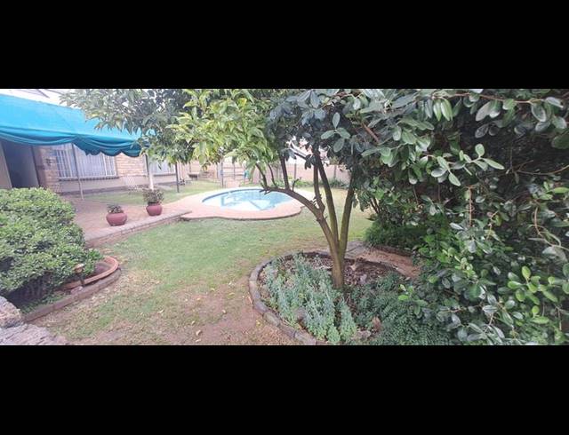 3 BEDROOM HOUSE FOR SALE IN GROENEWEIDE